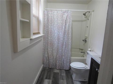 620 W 57th St, Ashtabula, OH 44004 photo 9