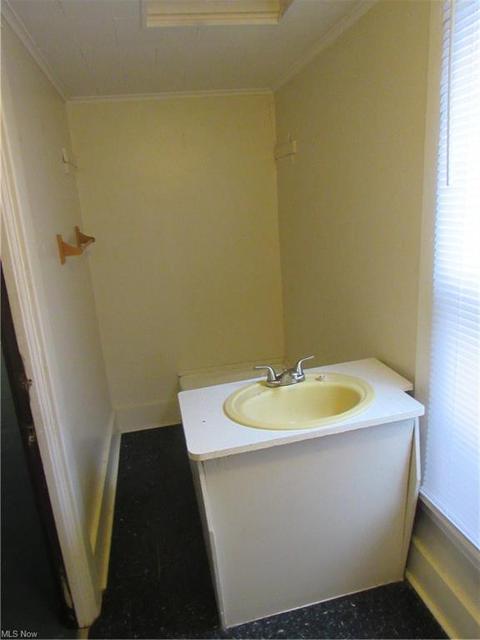 620 W 57th St, Ashtabula, OH 44004 photo 17