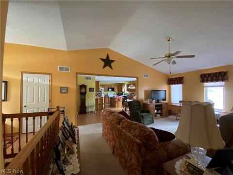 39062 Ryan Ct, Elyria, OH 44035 photo 17