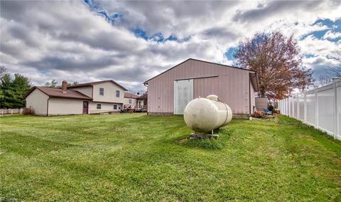 11976 Beloit Snodes Rd, Beloit, OH 44609 photo 2