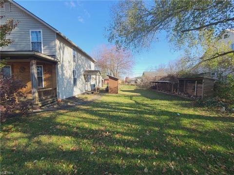 910 High St, Dresden, OH 43821 photo 3