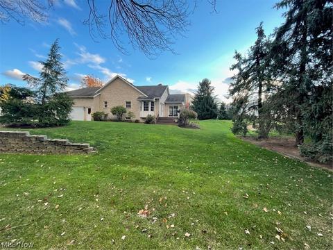 3075 Mill Ridge Cir NW, Canton, OH 44708 photo 5