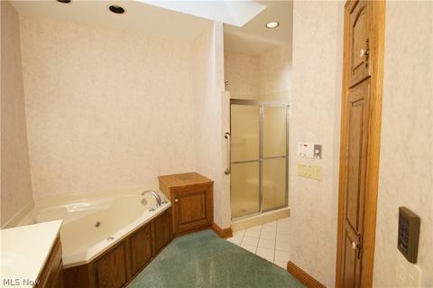 3075 Mill Ridge Cir NW, Canton, OH 44708 photo 7