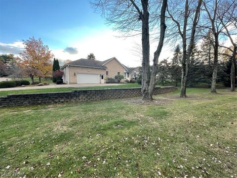 3075 Mill Ridge Cir NW, Canton, OH 44708 photo 4