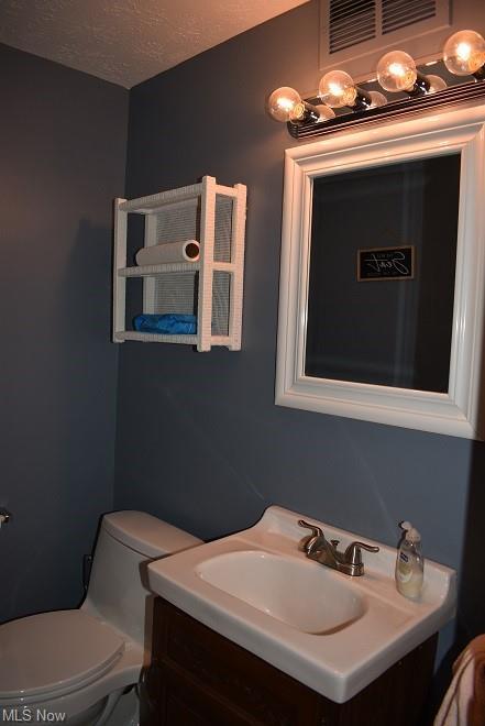 7305 Ames Rd, Parma, OH 44129 photo 11