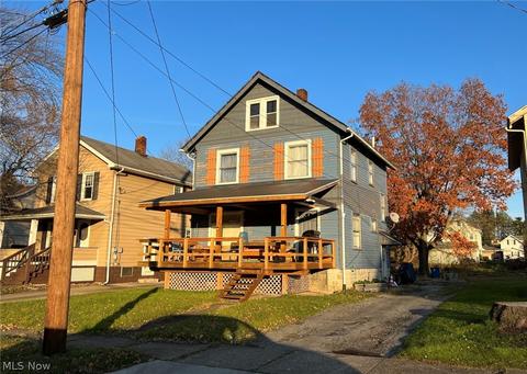 496 4th St, Struthers, OH 44471 photo 1
