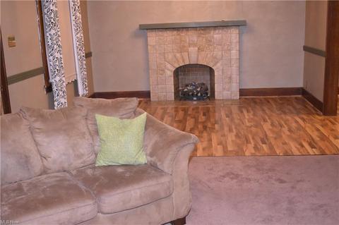 360 E High St, Flushing, OH 43977 photo 6