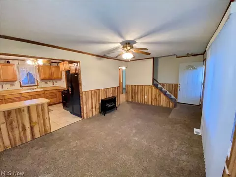 9865 Belden Dr, Windham, OH 44288 photo 4