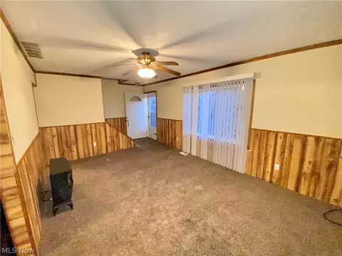 9865 Belden Dr, Windham, OH 44288 photo 5