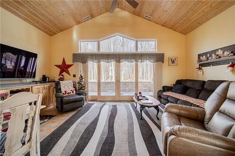 3405 Wade Ave, Saybrook, OH 44004 photo 16