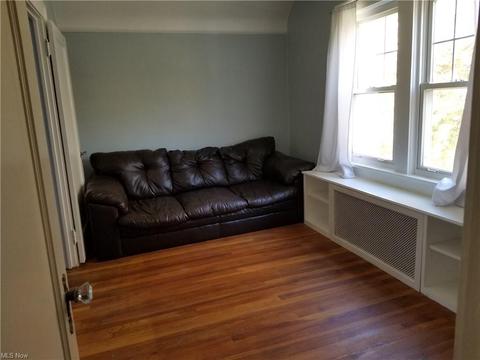 80 E 213 St, Euclid, OH 44123 photo 11
