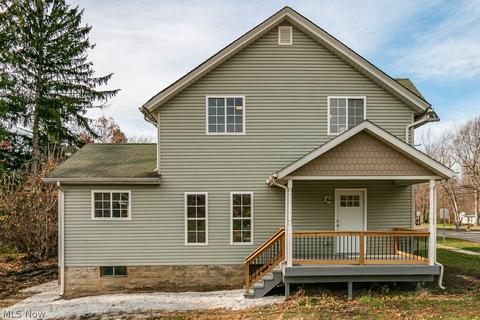 4136 Maple St, Perry, OH 44081 photo 1