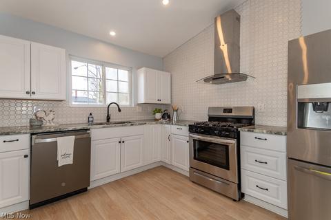 4136 Maple St, Perry, OH 44081 photo 6