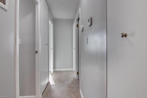 4102 Sabin Dr, Rootstown, OH 44272 photo 17