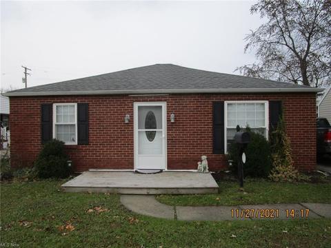 3218 Latimer Ave, Ashtabula, OH 44004 photo 3