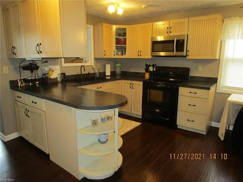 3218 Latimer Ave, Ashtabula, OH 44004 photo 11