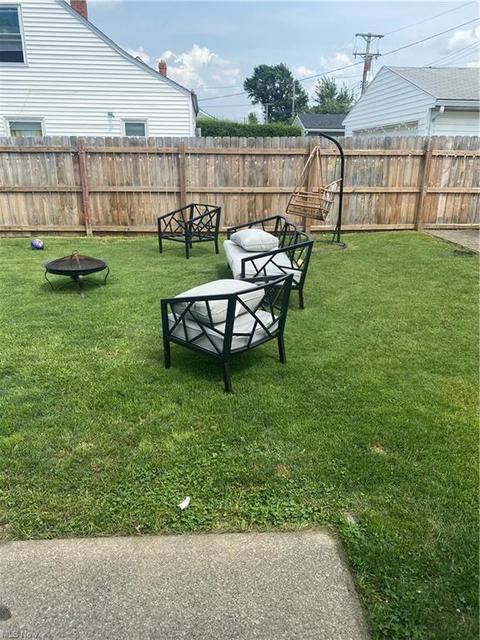 601 E 261st St, Euclid, OH 44132 photo 14