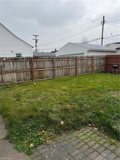 601 E 261st St, Euclid, OH 44132 photo 13