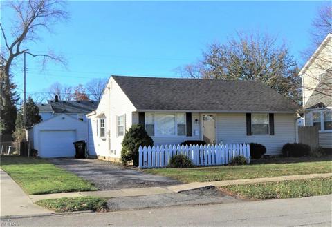 306 Longfellow St, Elyria, OH 44035 photo 1