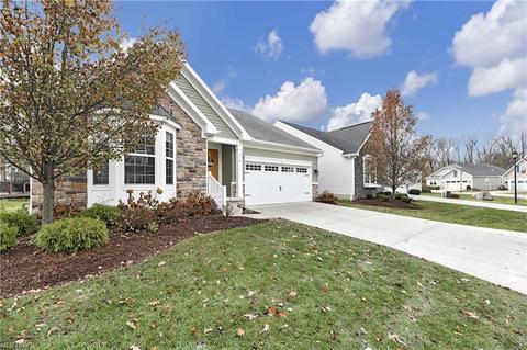 212 Side Saddle Ln, Berea, OH 44017 photo 7