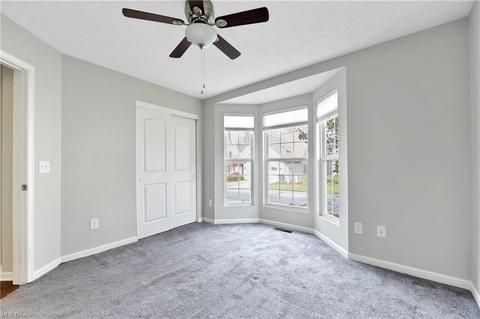 212 Side Saddle Ln, Berea, OH 44017 photo 10