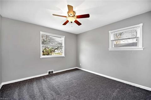 6883 State Rd, Parma, OH 44134 photo 10