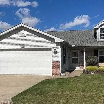 100 Emily Ln, Elyria, OH 44035 photo 1