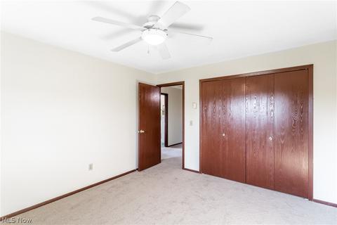 140 Hemlock Dr, Elyria, OH 44035 photo 11