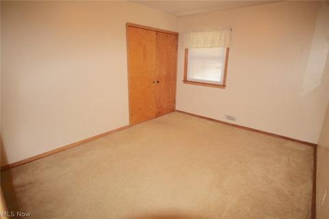 2425 Lincoln Ave, Parma, OH 44134 photo 20