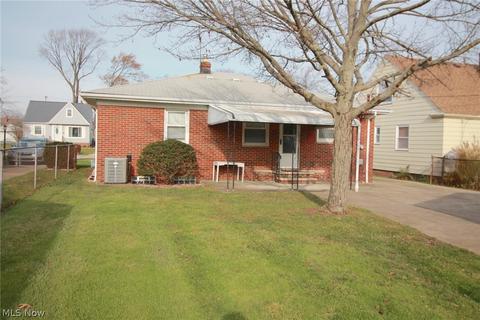 2425 Lincoln Ave, Parma, OH 44134 photo 32