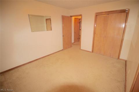 2425 Lincoln Ave, Parma, OH 44134 photo 19