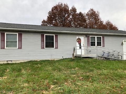 4301 Maple Rd, Lorain, OH 44055 photo 1
