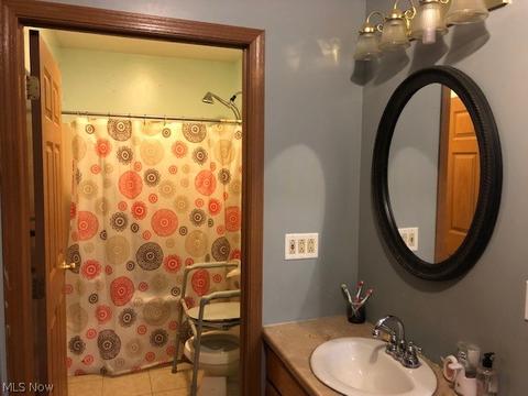 4301 Maple Rd, Lorain, OH 44055 photo 11