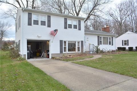 1525 Union Ave, Ashtabula, OH 44004 photo 2