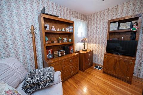29632 Phillips Ave, Wickliffe, OH 44092 photo 24