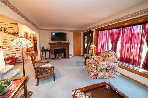 29632 Phillips Ave, Wickliffe, OH 44092 photo 4