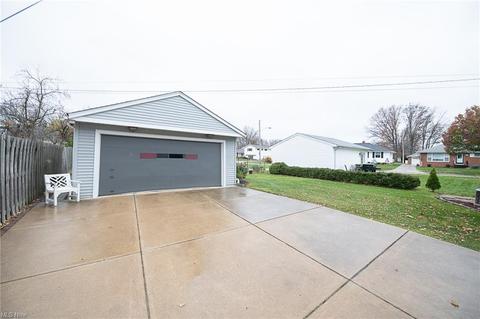 29632 Phillips Ave, Wickliffe, OH 44092 photo 34