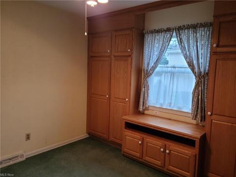 68 Hamilton St, Berea, OH 44017 photo 9