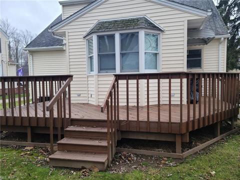 68 Hamilton St, Berea, OH 44017 photo 4