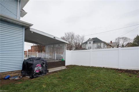 124 E Iron Ave, Dover, OH 44622 photo 5