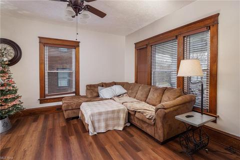 124 E Iron Ave, Dover, OH 44622 photo 11