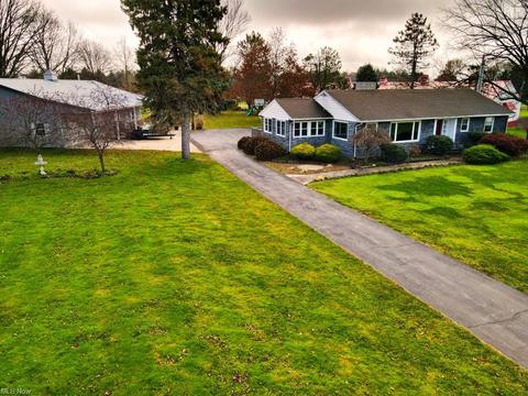 3312 Huron Avery Rd, Huron, OH 44839 photo 7