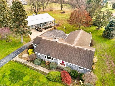 3312 Huron Avery Rd, Huron, OH 44839 photo 5