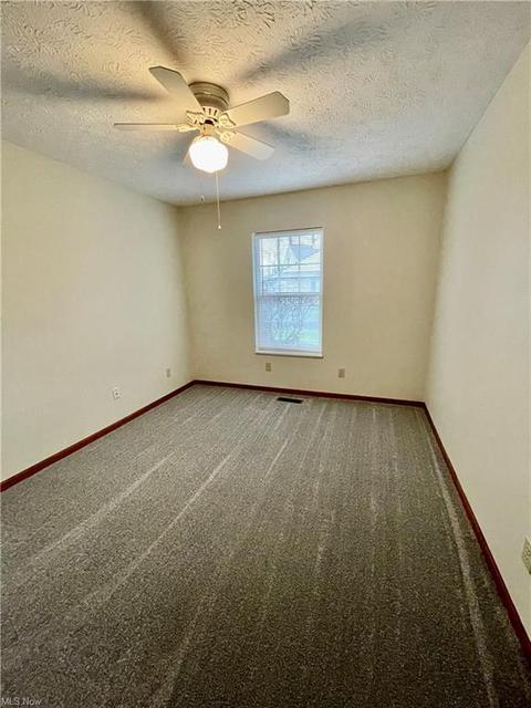 140 Bentley Dr, Elyria, OH 44035 photo 15