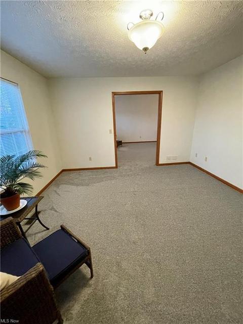 140 Bentley Dr, Elyria, OH 44035 photo 7