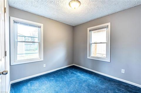 559 Delaware Ave, Elyria, OH 44035 photo 16
