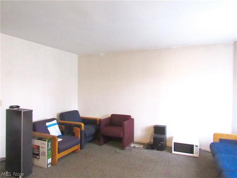 656 E Buchtel Ave, Akron, OH 44304 photo 2