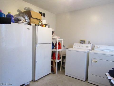 656 E Buchtel Ave, Akron, OH 44304 photo 16
