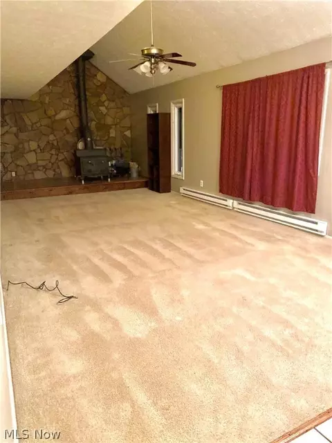 154 Monticello Cir, Elyria, OH 44035 photo 4