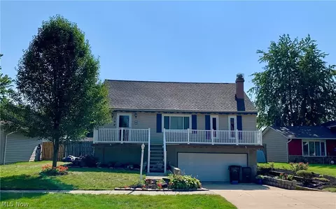 154 Monticello Cir, Elyria, OH 44035 photo 1
